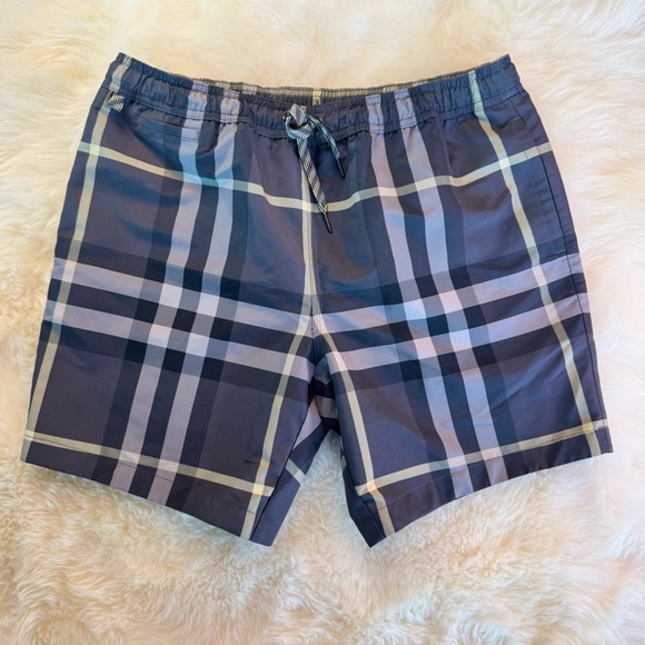 New Limited Edition Burberry Mens check swim trunks Medium Charcoal
